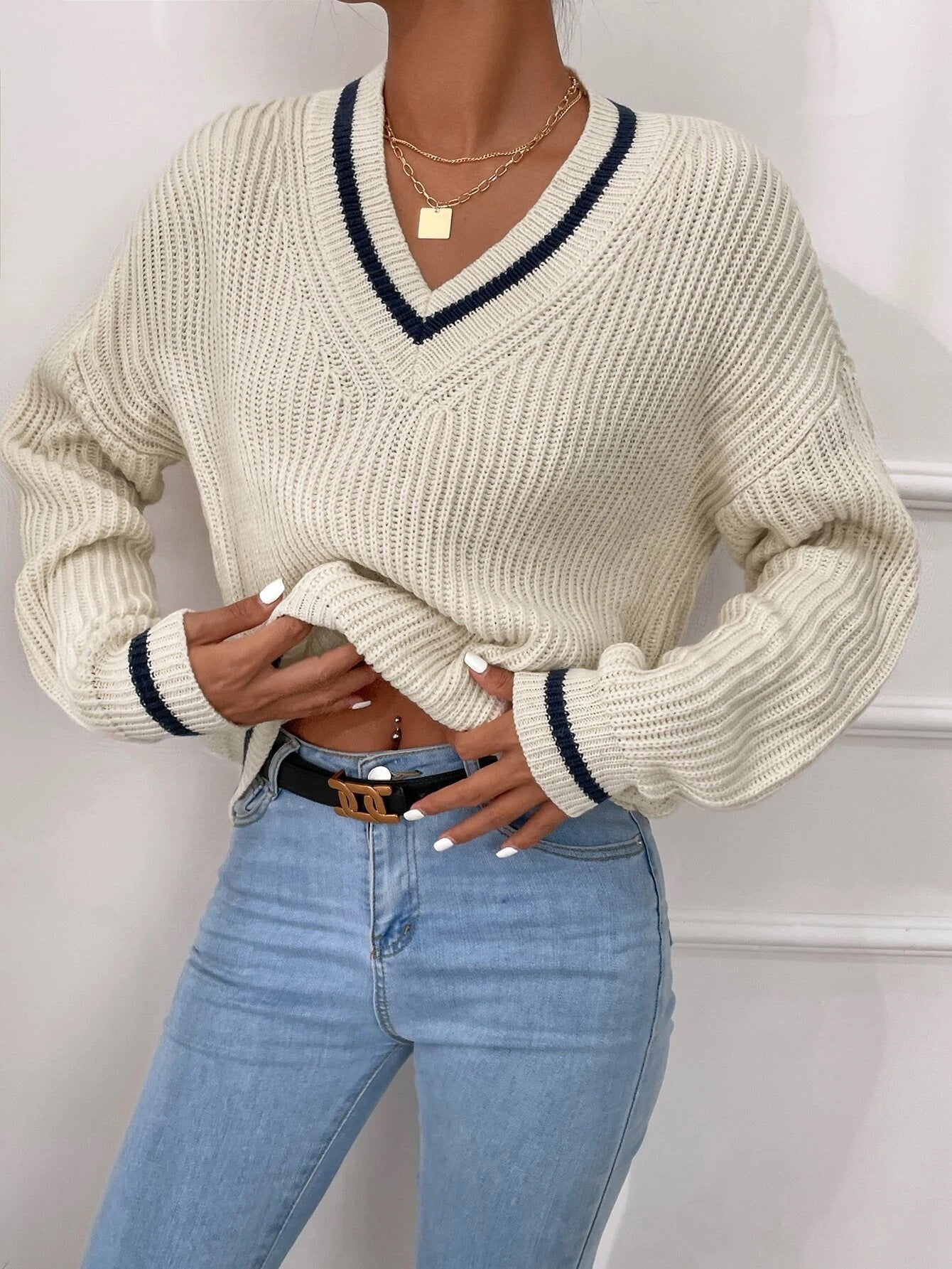 Cable Knit V Neck Sweater - Black Ice Styles